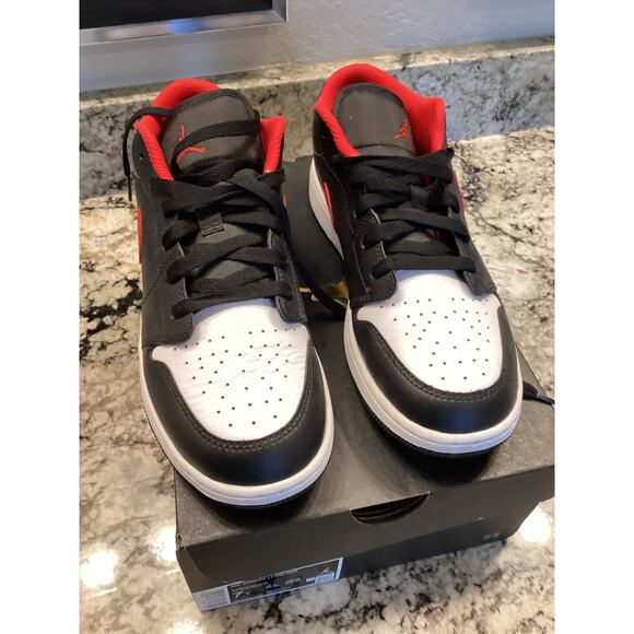 air jordan 1 low black fire red white tennis shoes sneakers 7Y - Picture 4 of 11